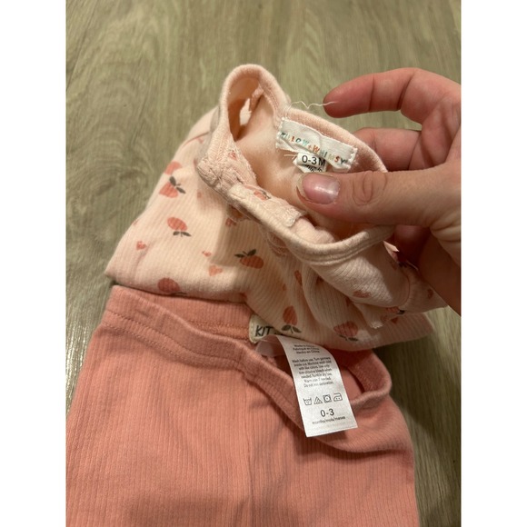 Baby Girl Outfit Set Carter's Strawberry Lemon Floral 0 3 Months 5 outfit Bundle - Picture 8 of 11